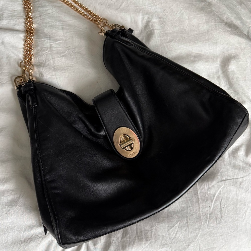 2014 Coach Black Leather Shoulder Bag with Gold Accents